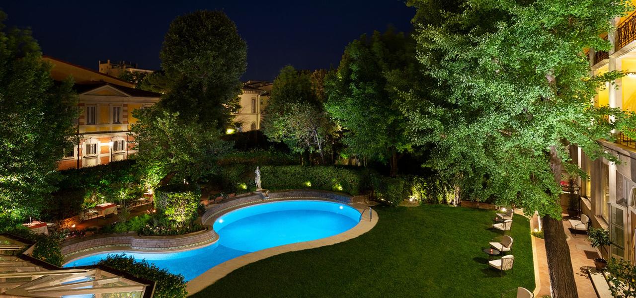 Sina Villa Medici, hotel with outdoor swimming pool in Florence Italy